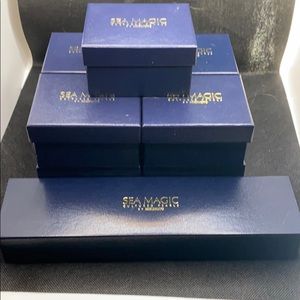 Mikimoto Pearl box bundle